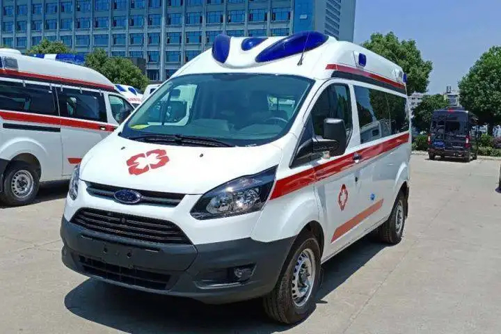 巴里坤哈萨克长途救护车转院